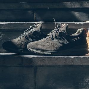 New Balance 574 Sport Army Olive Suede 10.5 Great